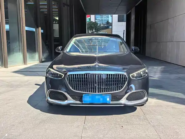 Mercedes-Benz Maybach S-Class 2023