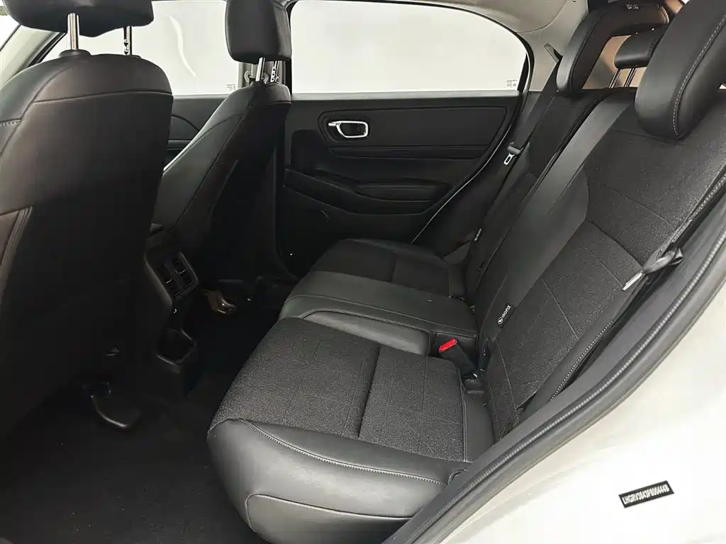 Honda Vezel 2023 — фото 21