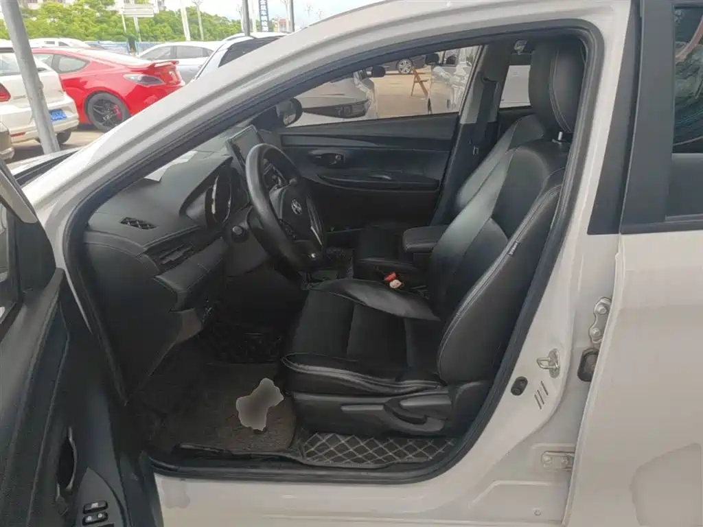 Toyota Vios FS 2021 — фото 15