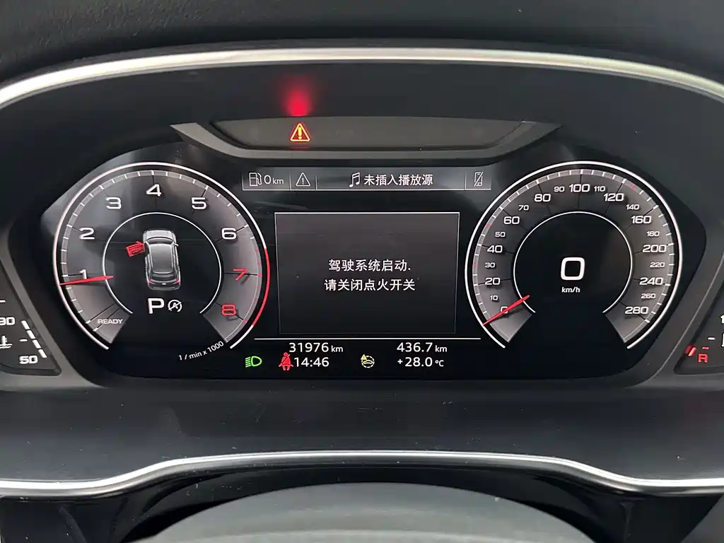 Audi Q3 2022 — фото 13