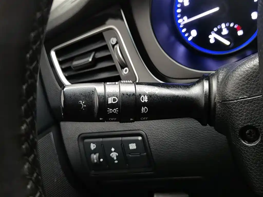Hyundai Mistra 2015 — фото 21