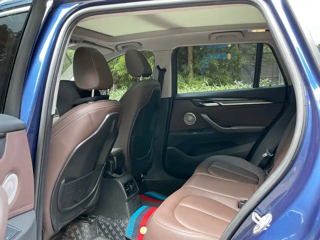 BMW X1 2021 — фото 10