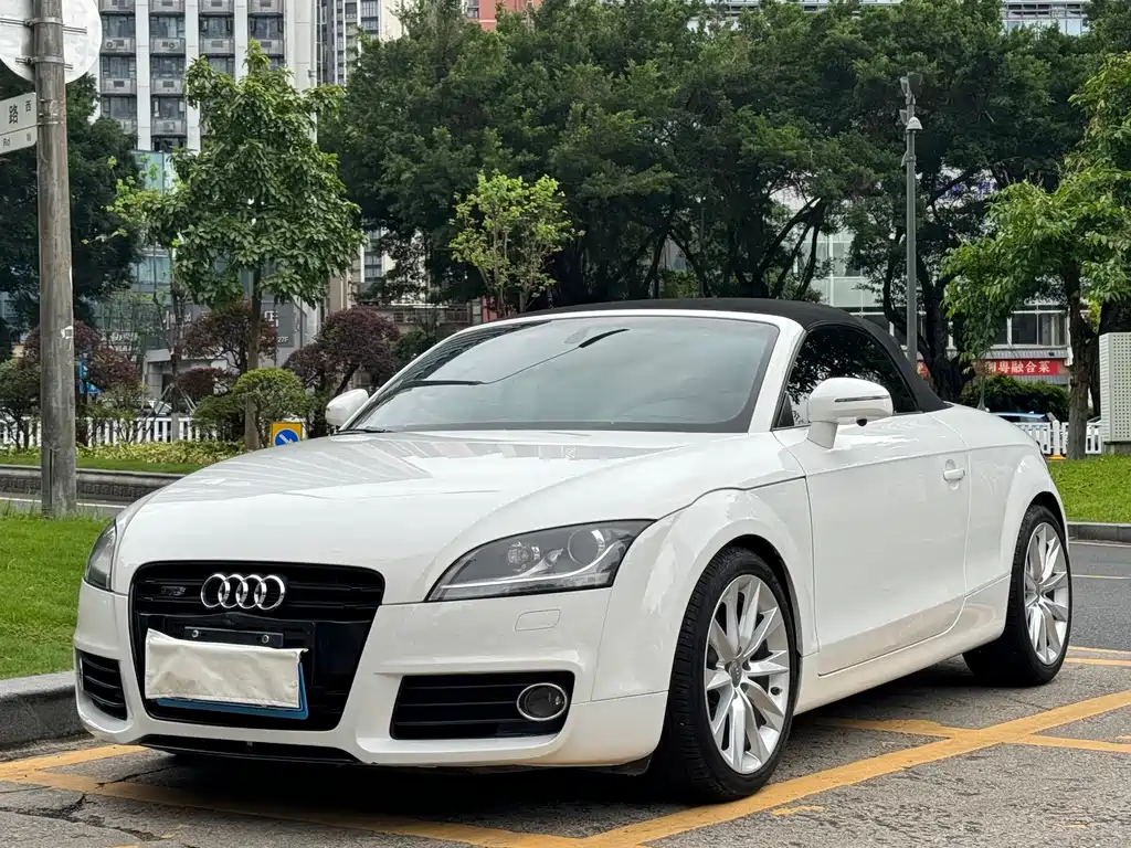 Audi TT 2013 — фото 19