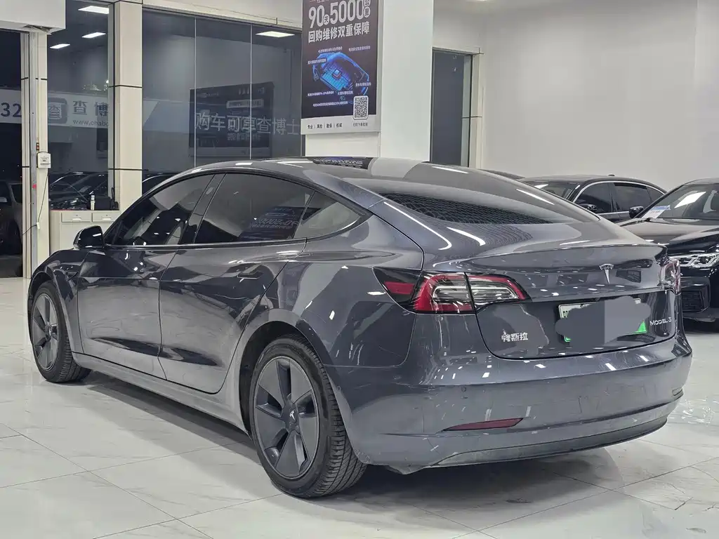 Tesla Model 3 2021 — фото 12