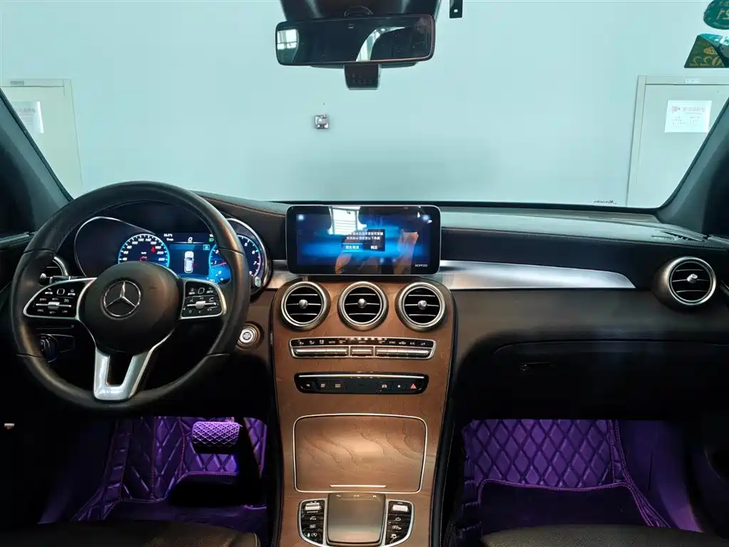 Mercedes-Benz GLC 2020 — фото 14