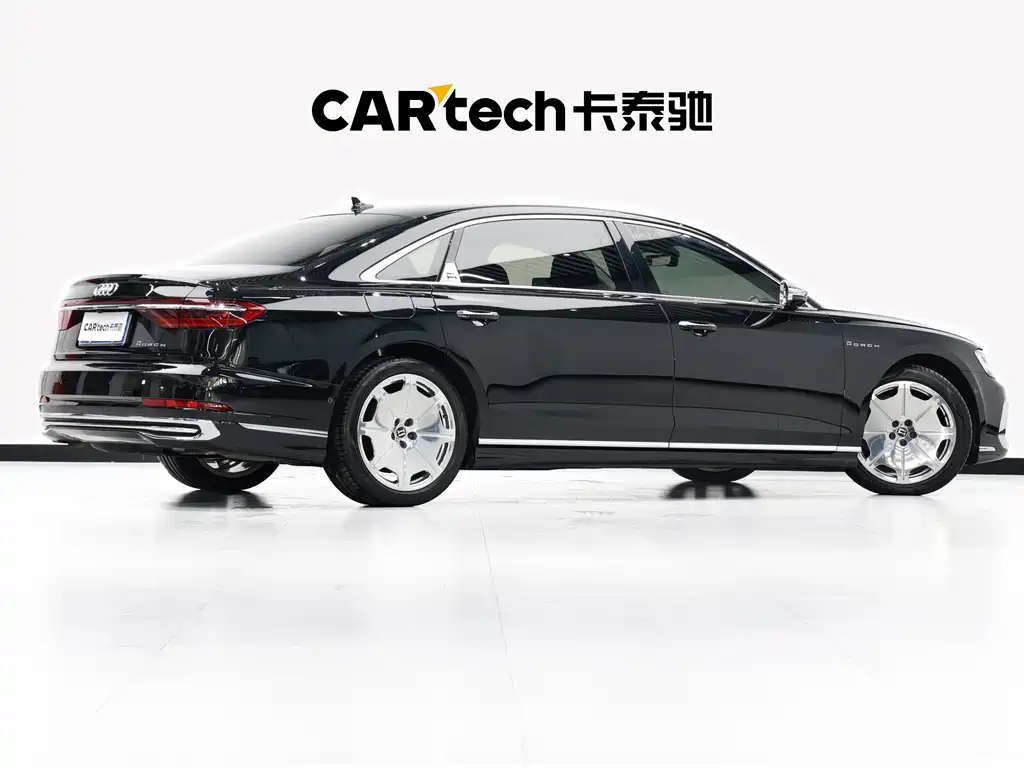 Audi A8 2022 — фото 22