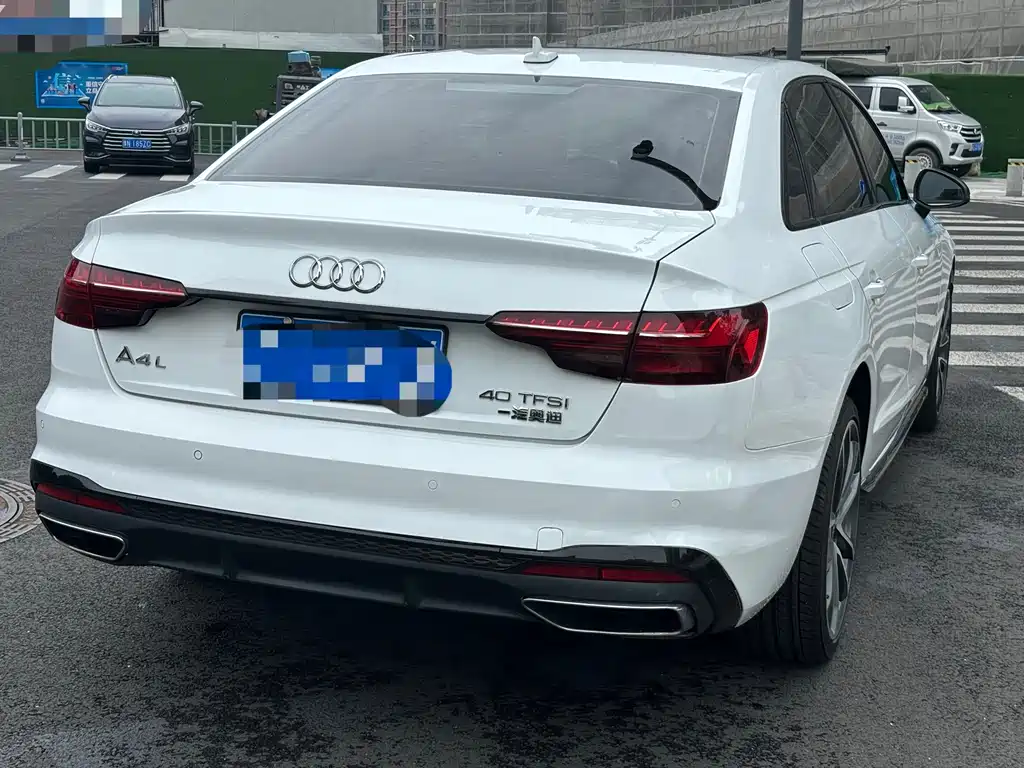 Audi A4L 2025 — фото 14