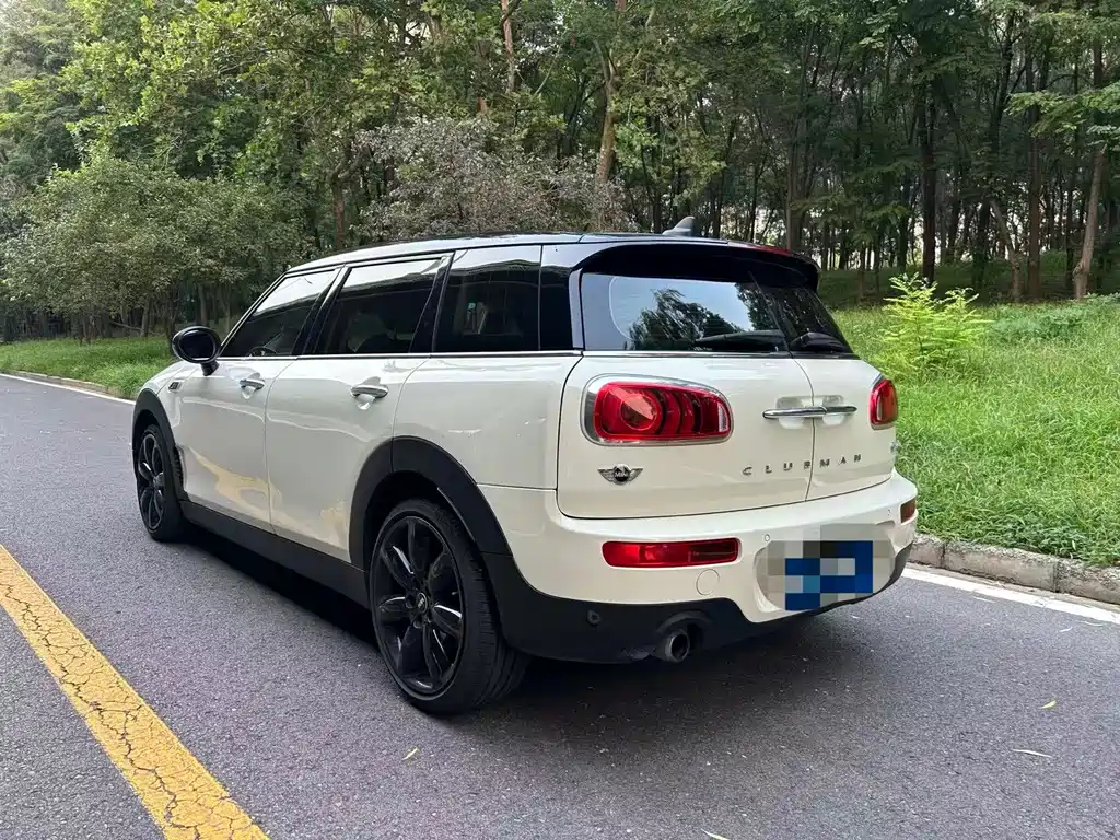 MINI Clubman 2016 — фото 15