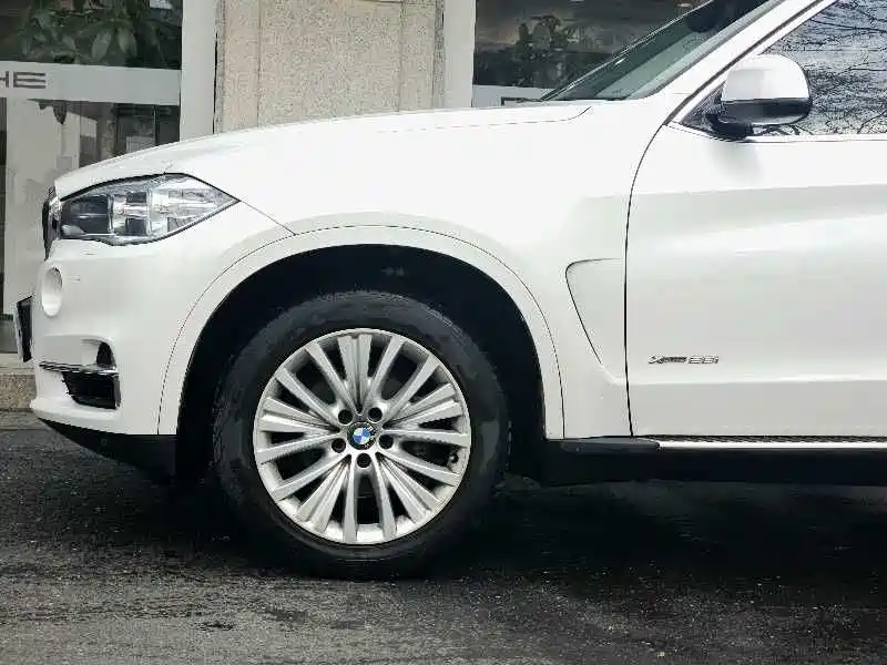 BMW X5 2018 — фото 2