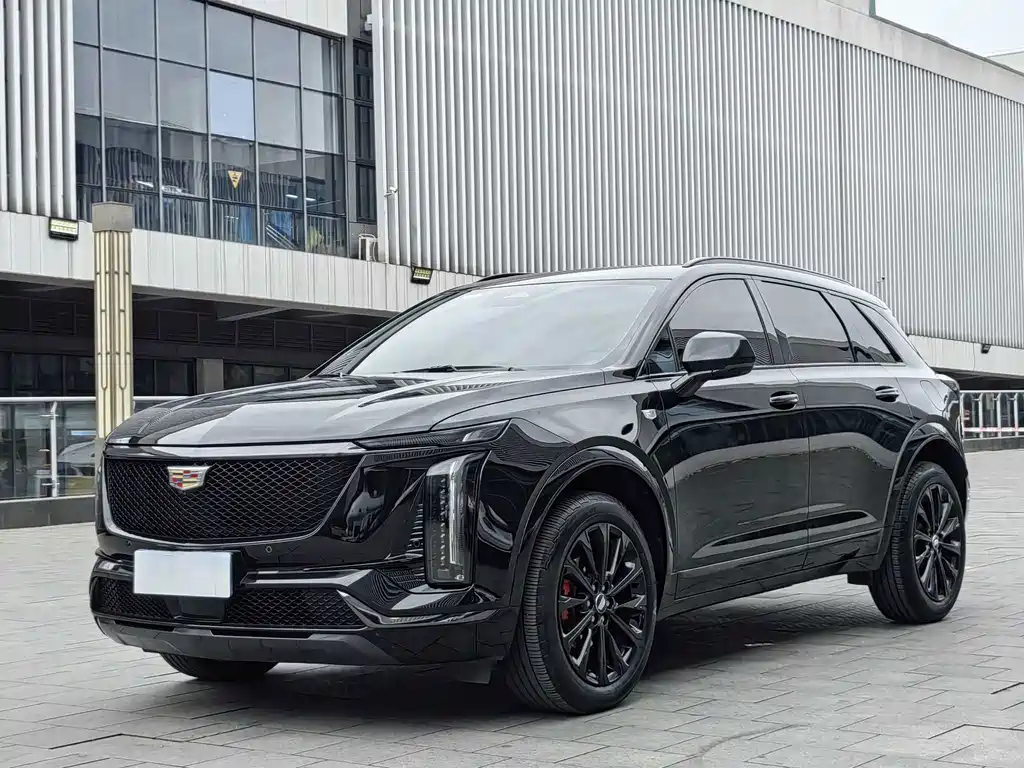 Cadillac XT5 2025 — фото 1