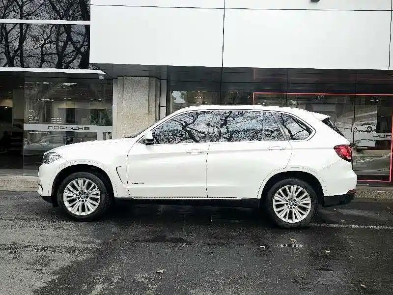 BMW X5 2018 — фото 3