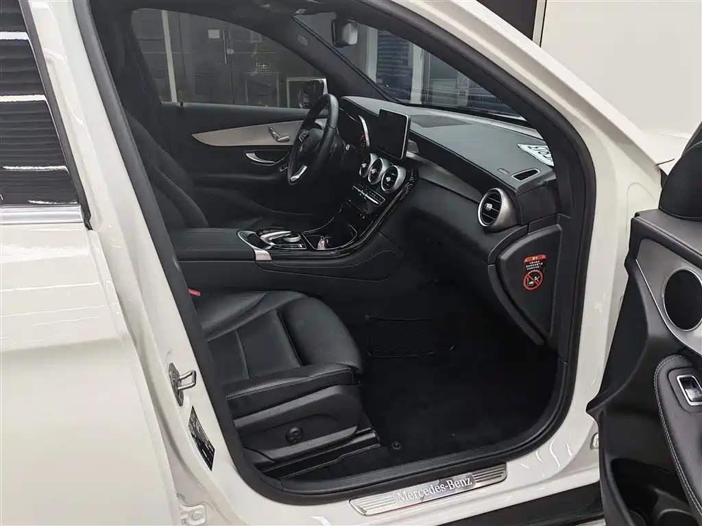 Mercedes-Benz GLC 2019 — фото 13