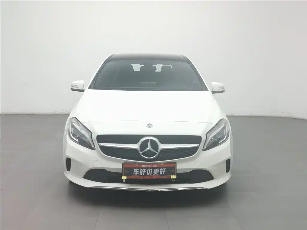 Mercedes-Benz A-Class 2018 — фото 3
