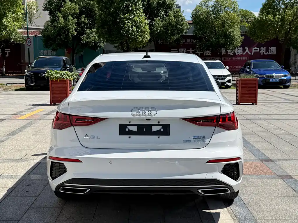 Audi A3 2022 — фото 14