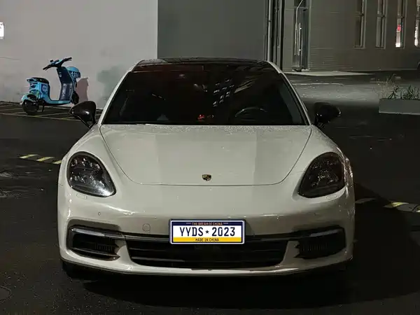 Porsche Panamera 2020