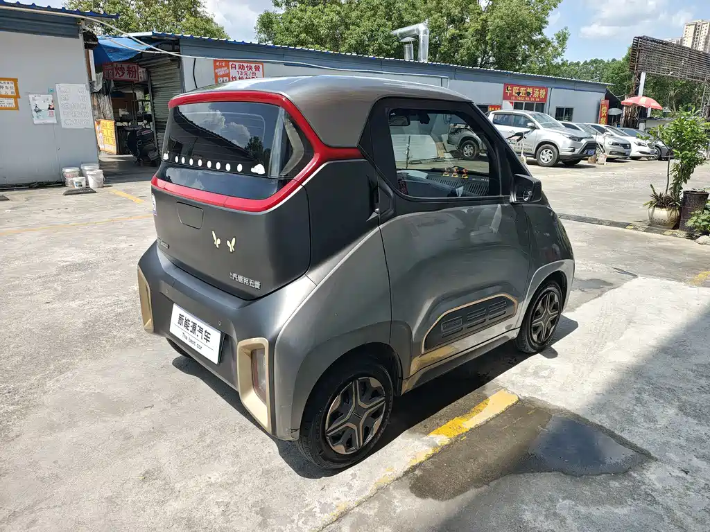 Baojun E200 2019