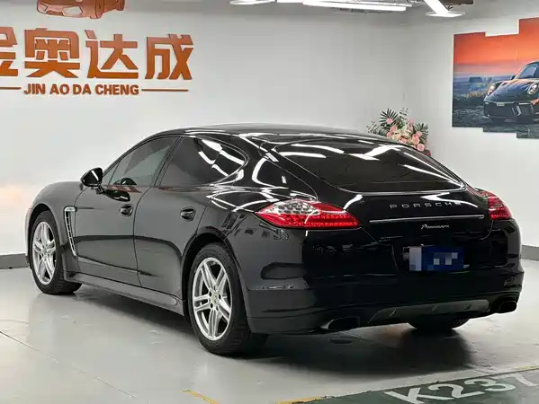 Porsche Panamera 2013