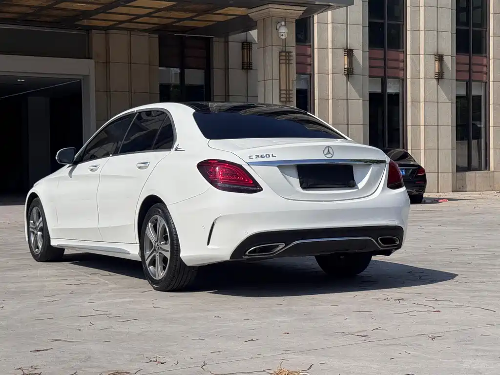Mercedes-Benz C-Class 2020 — фото 6
