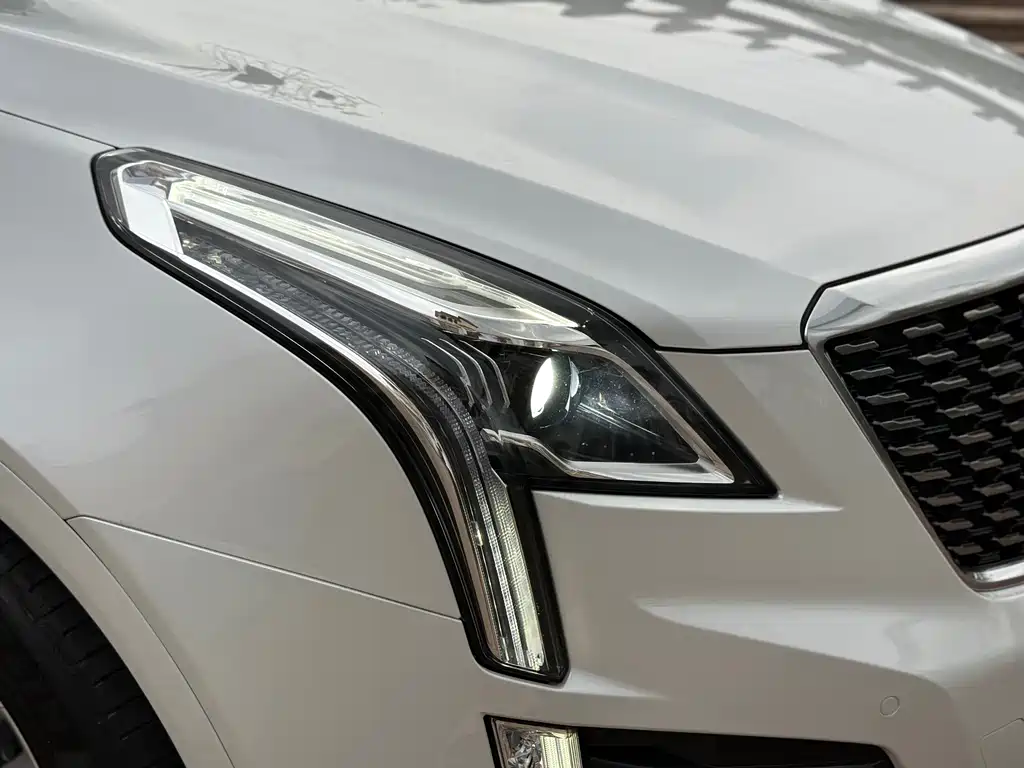 Cadillac XT5 2020 — фото 7