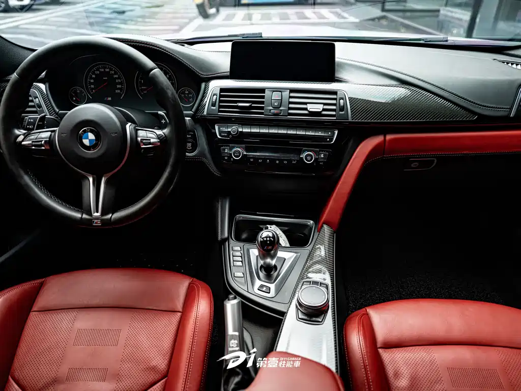 BMW M3 2017 — фото 9