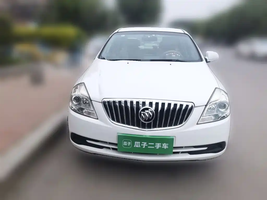 Buick Excelle 2016 — фото 2