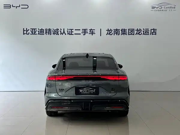 BYD Han L 2025