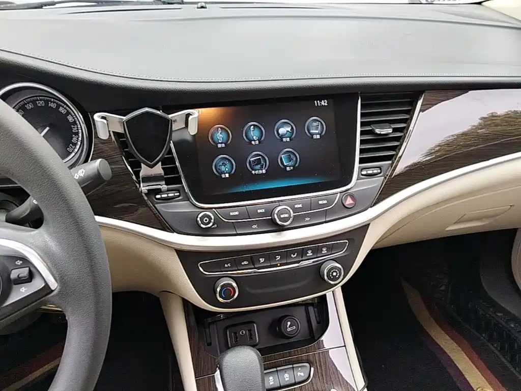 Buick Verano 2018 — фото 13