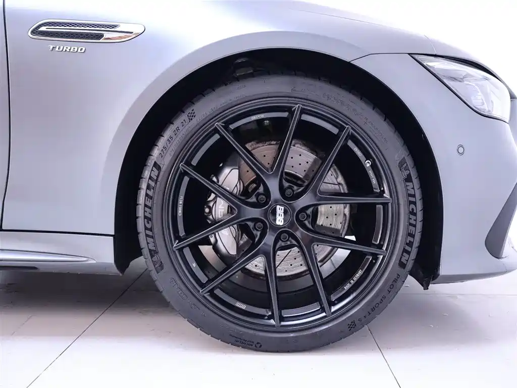 Mercedes-Benz AMG GT 2023 — фото 6