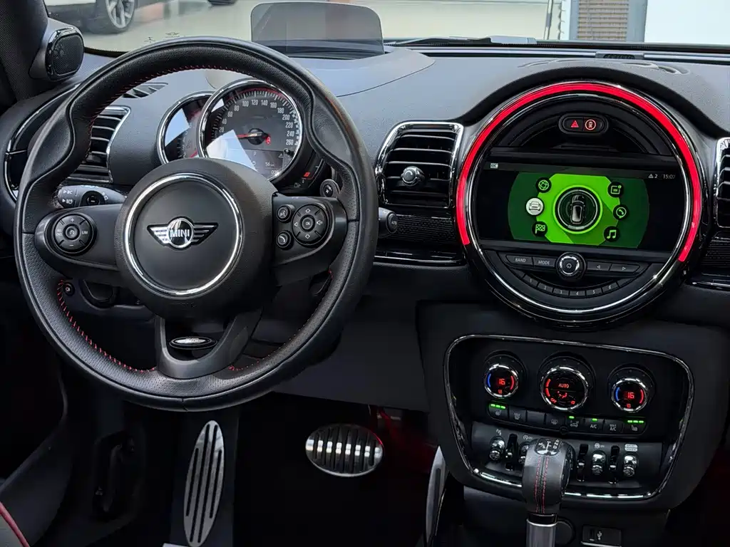 MINI JCW CLUBMAN 2018 — фото 18