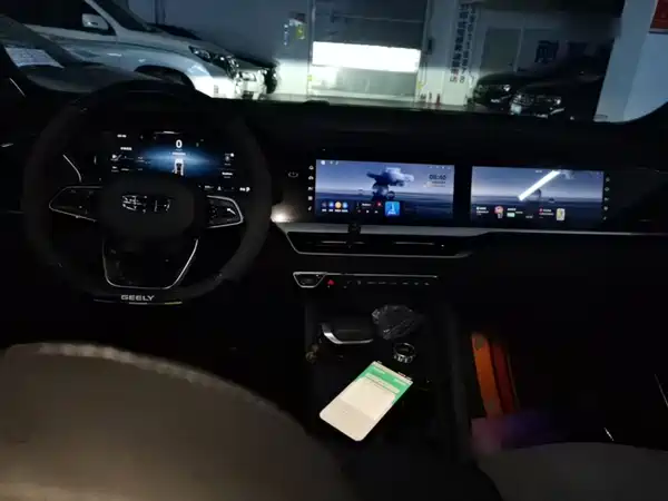 Geely Xingyue L 2024