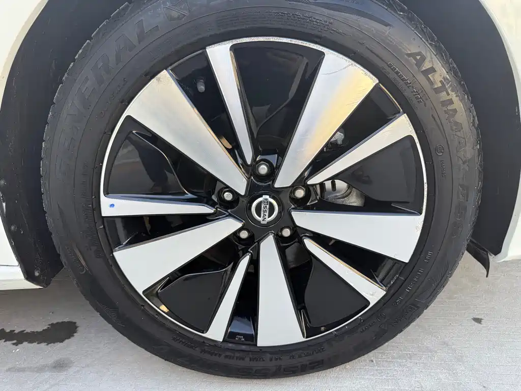 Nissan Teana 2021 — фото 17