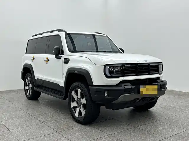 Beijing Off-Road BJ40 EREV 2025 — фото 3