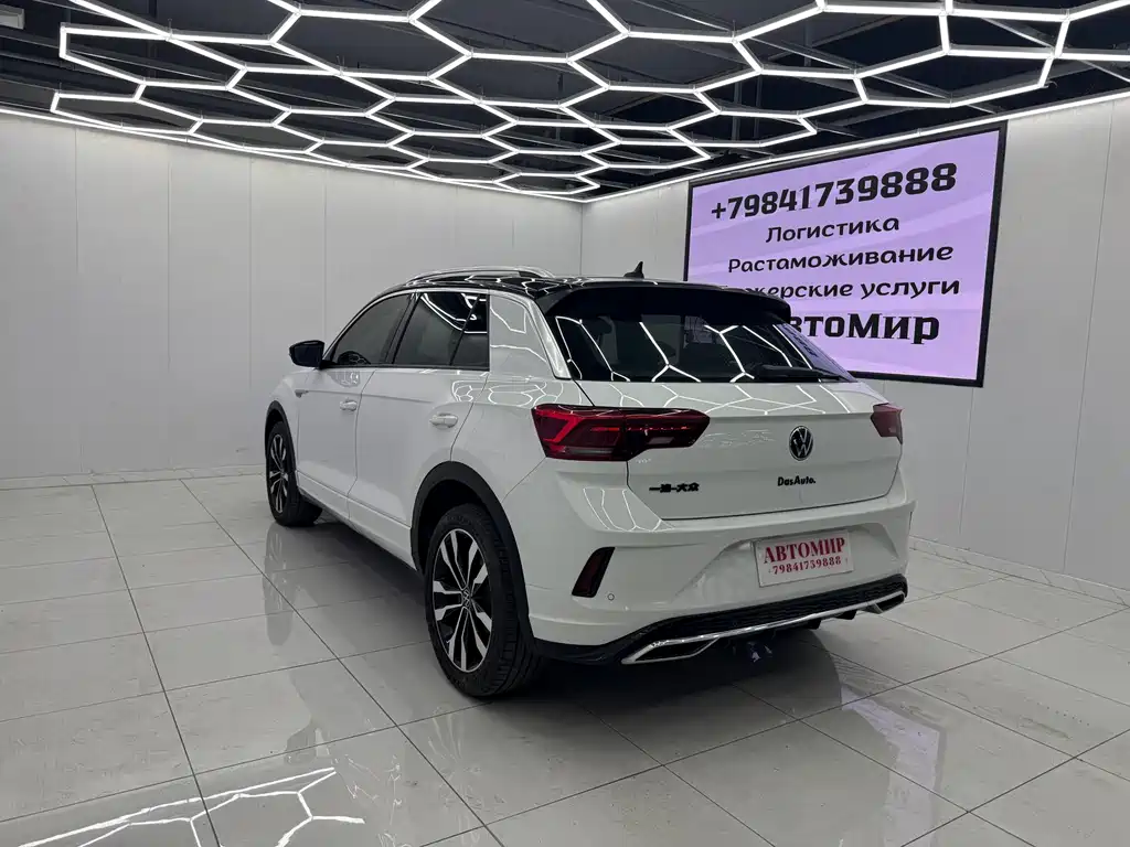 Volkswagen T-Roc 2023 — фото 8