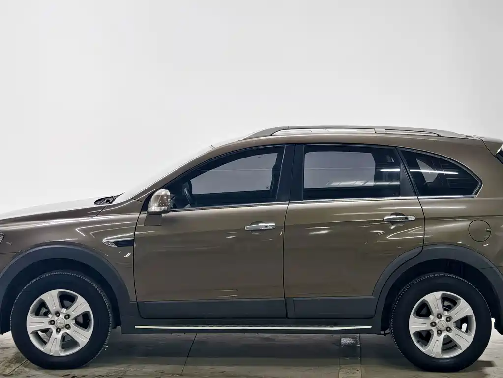 Chevrolet Captiva 2017 — фото 7