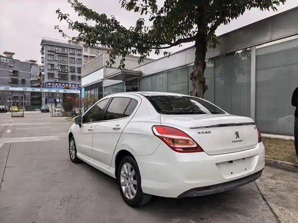 Peugeot 308 2014