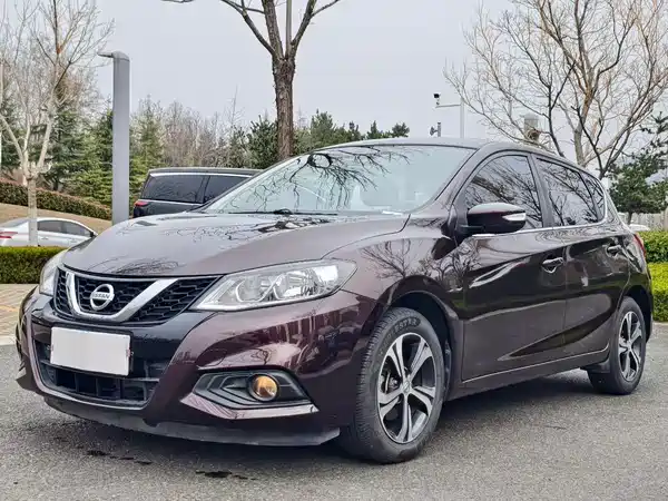 Nissan Tiida 2016