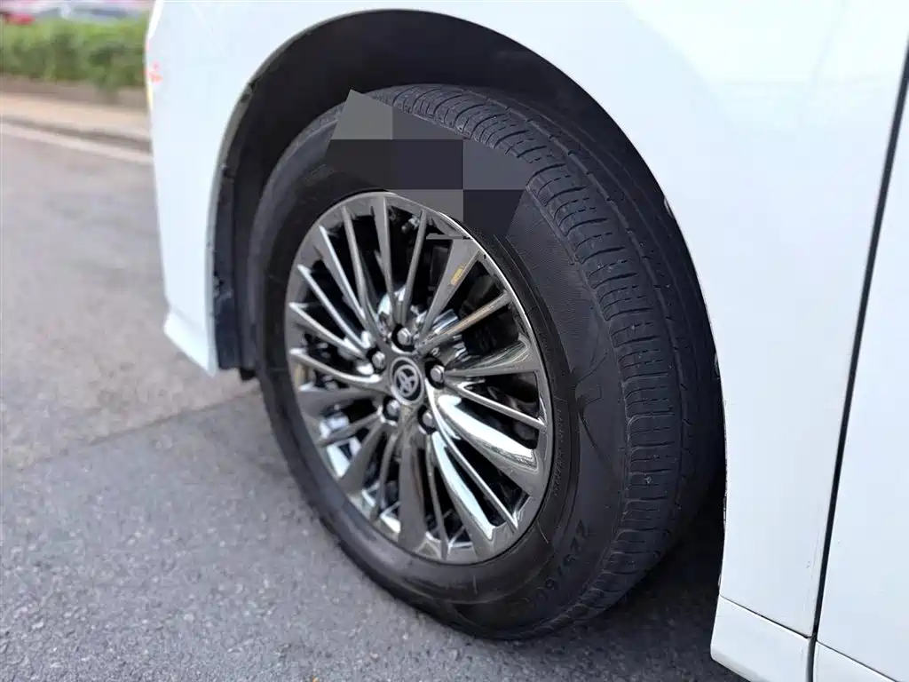 Toyota Alphard 2021 — фото 13