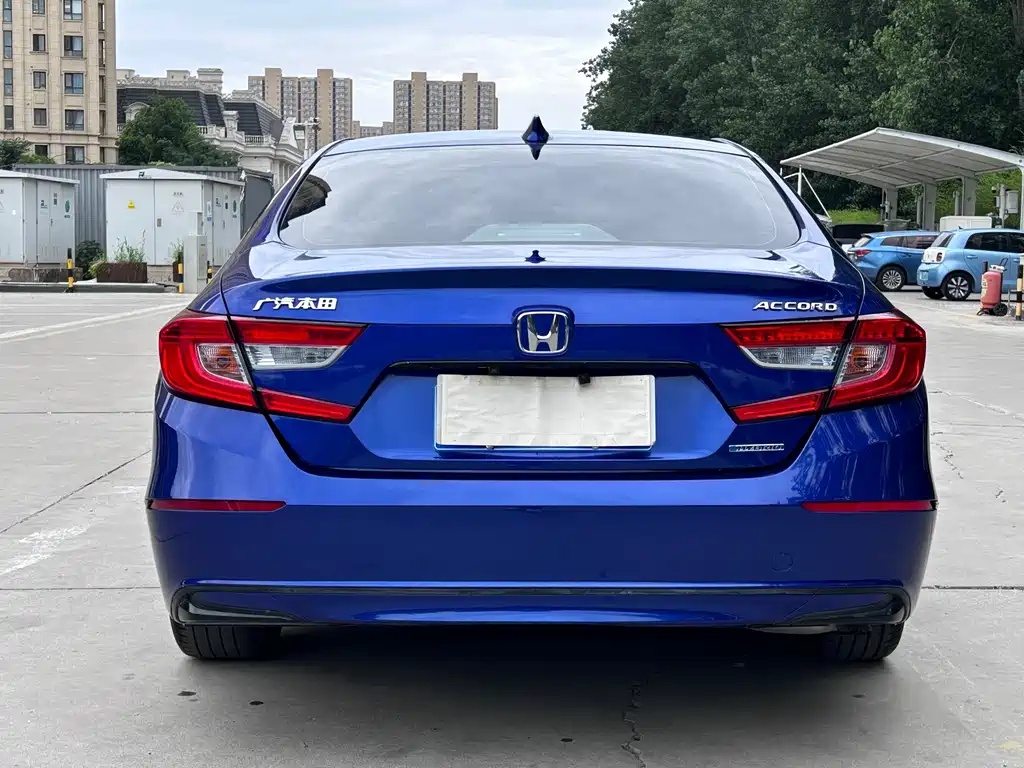 Honda Accord 2018 — фото 14