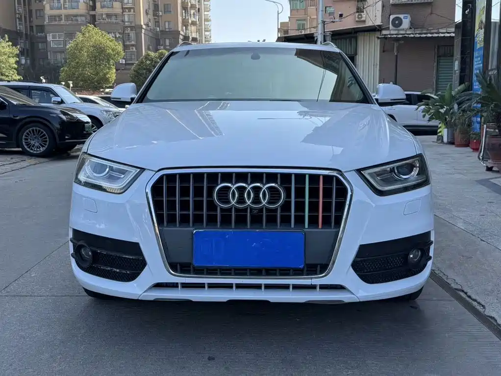 Audi Q3 2016 — фото 2