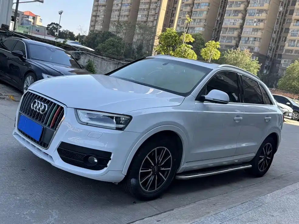 Audi Q3 2016 — фото 1