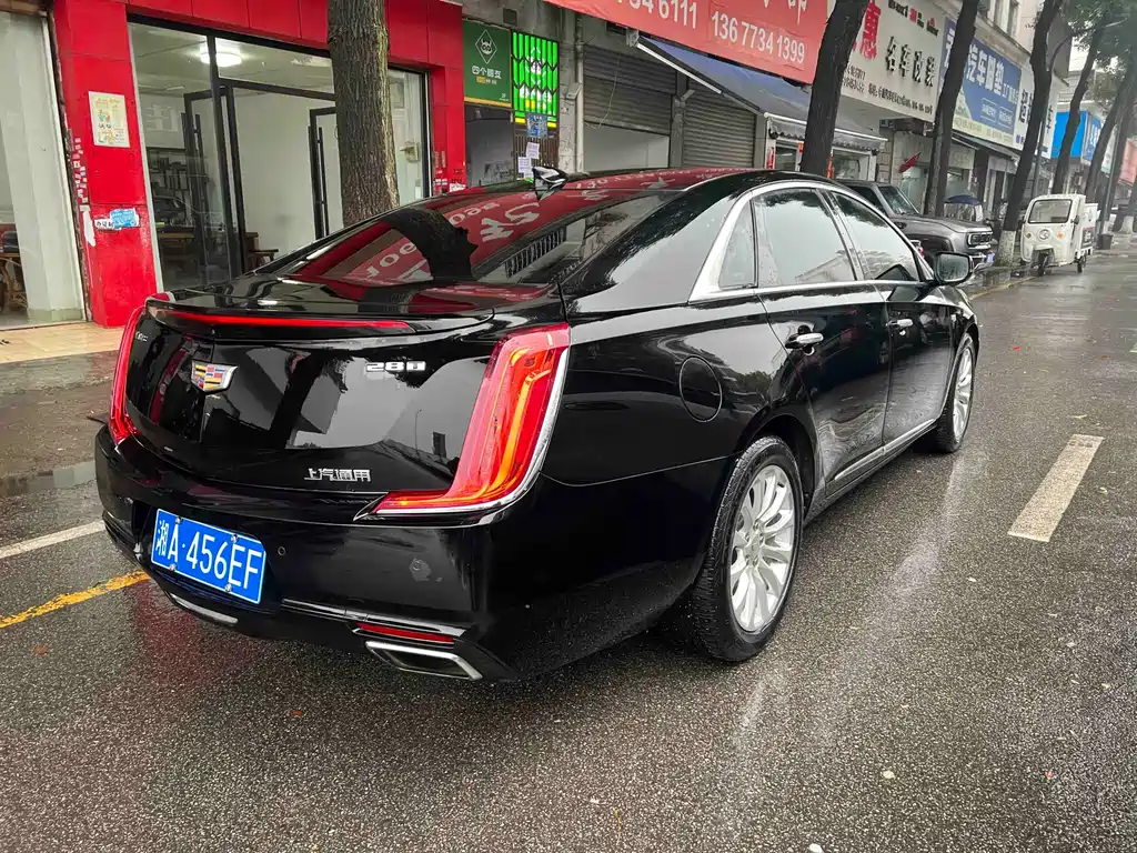 Cadillac XTS 2019 — фото 9