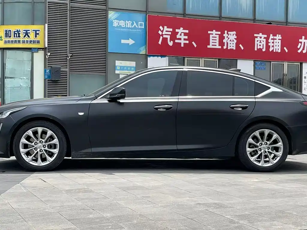 Cadillac CT5 2022 — фото 10