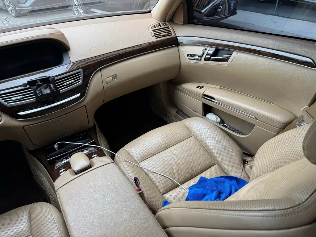 Mercedes-Benz S-Class 2011 — фото 10