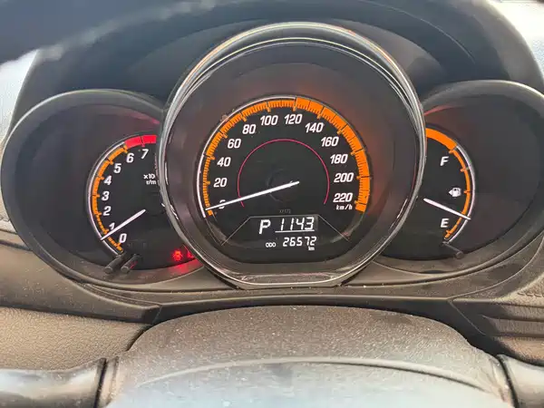 Toyota Yaris L 2023