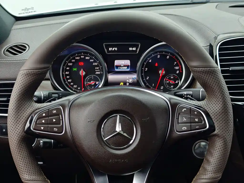 Mercedes-Benz GLE 2018 — фото 14