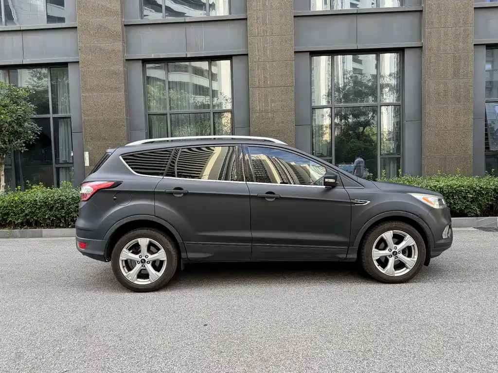Ford Kuga 2017 — фото 7