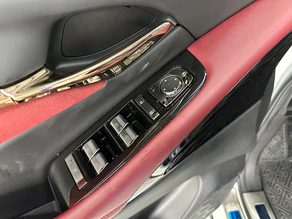GAC Motor Trumpchi M8 2023 — фото 21