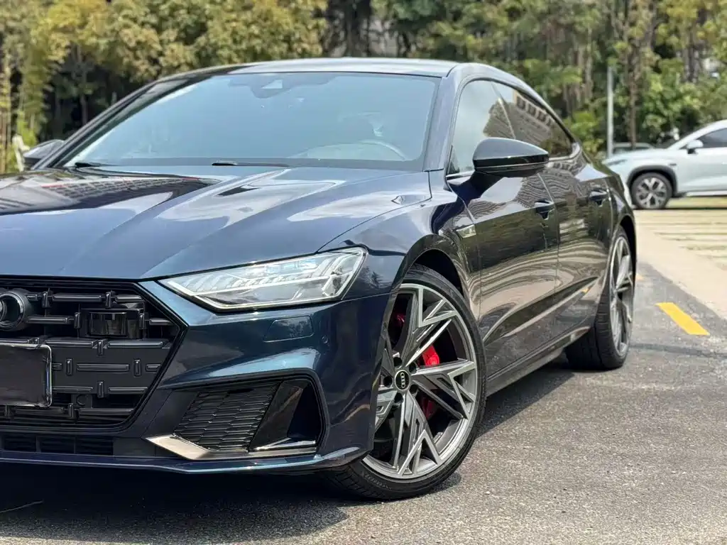 Audi A7L 2022 — фото 16