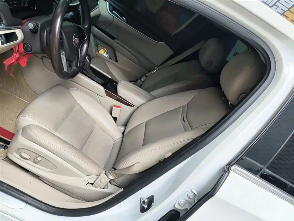Cadillac XTS 2016 — фото 15