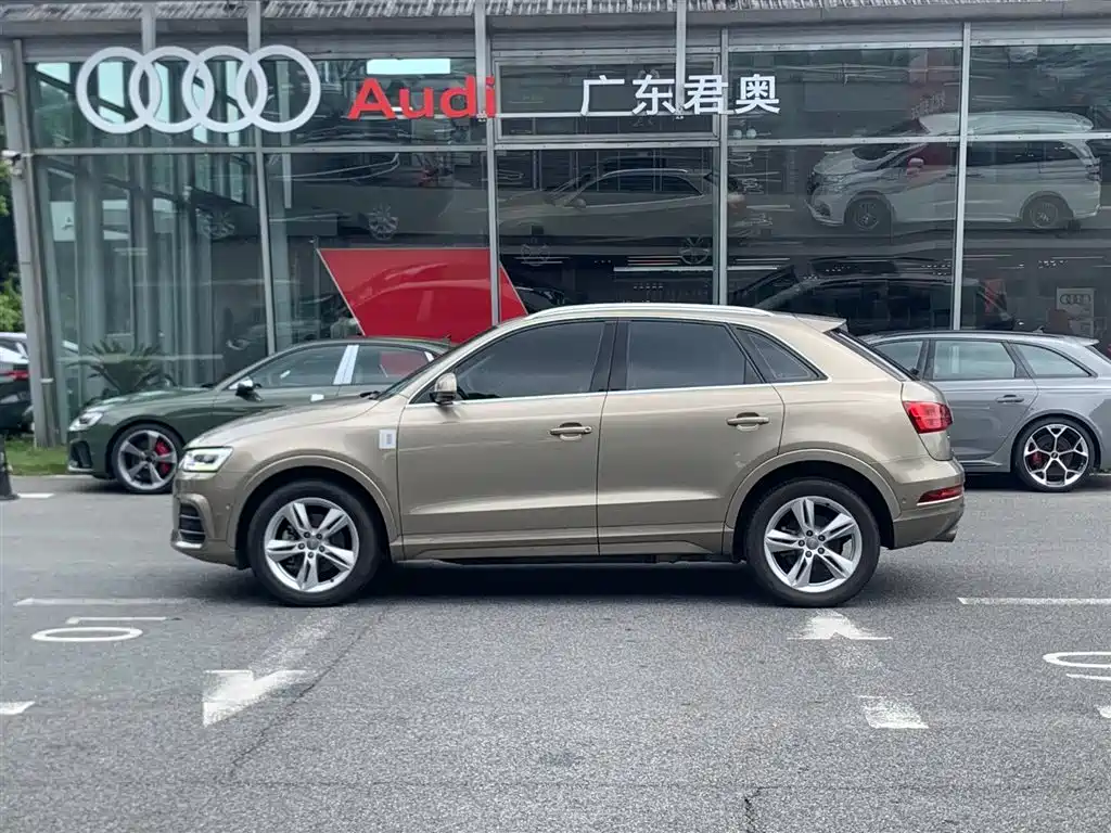 Audi Q3 2017 — фото 3